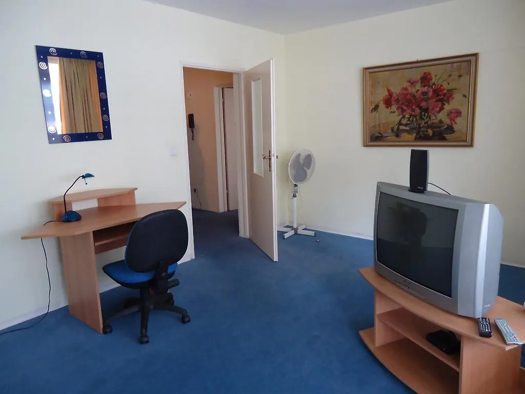 Hotel Kubrat Berlin Mitte