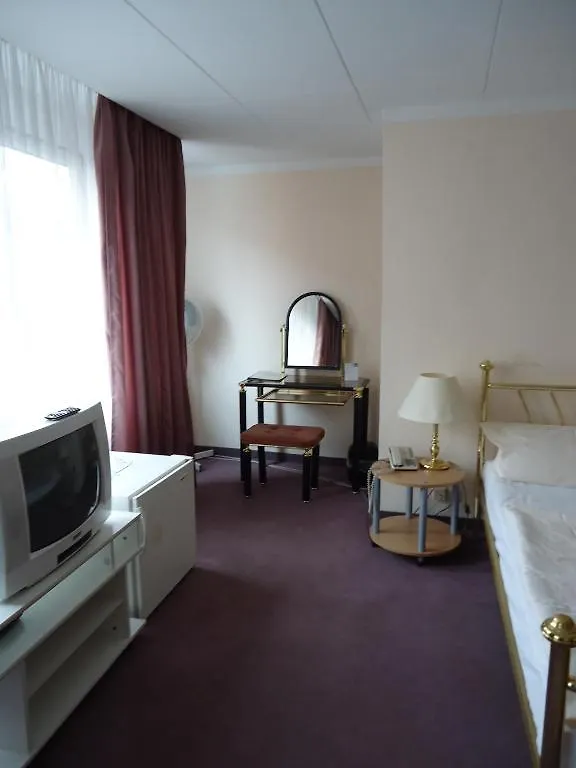 Hotel Kubrat Berlin Mitte 3*,  Deutschland