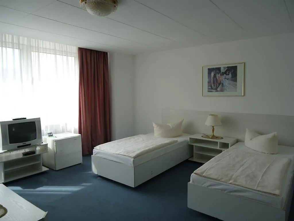 Hotel Kubrat Am Checkpoint Charlie